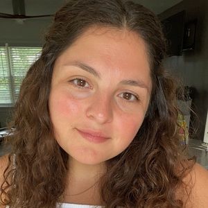 Meet your Posher, Ariana